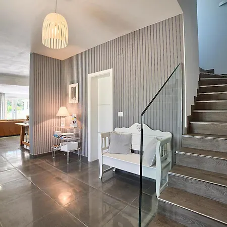 Sanda Holiday home Veli Turini