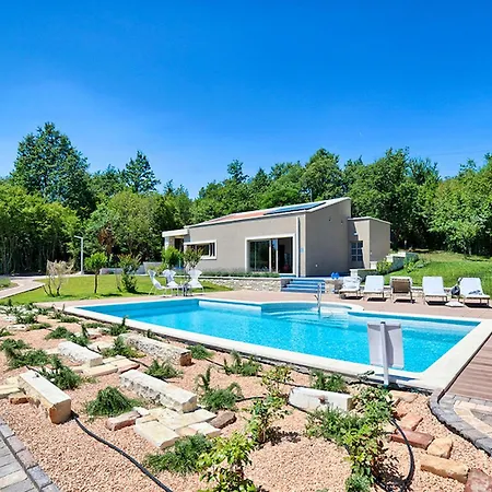 Sanda Hébergement de vacances Veli Turini