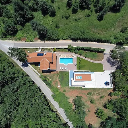 Sanda Holiday home Veli Turini