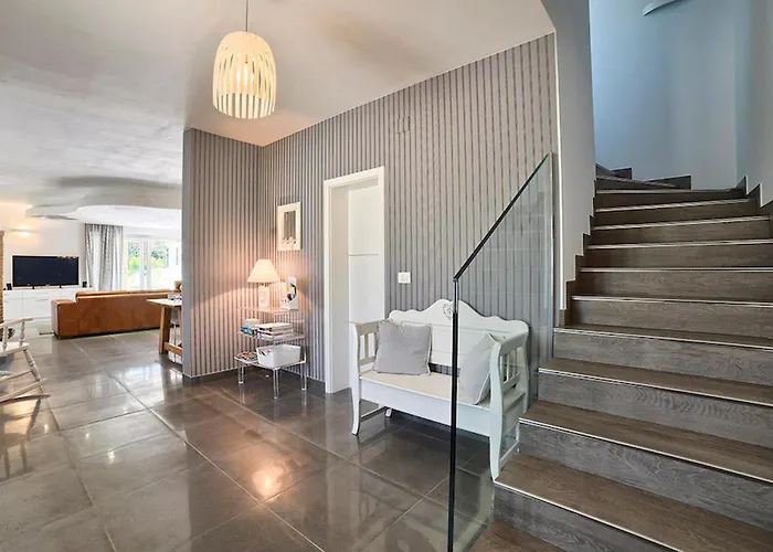 Sanda Vikendica Veli Turini